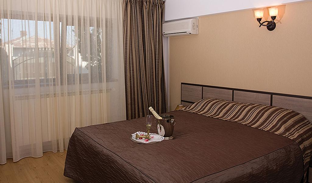 Urziceni Vila Royal חדר תמונה